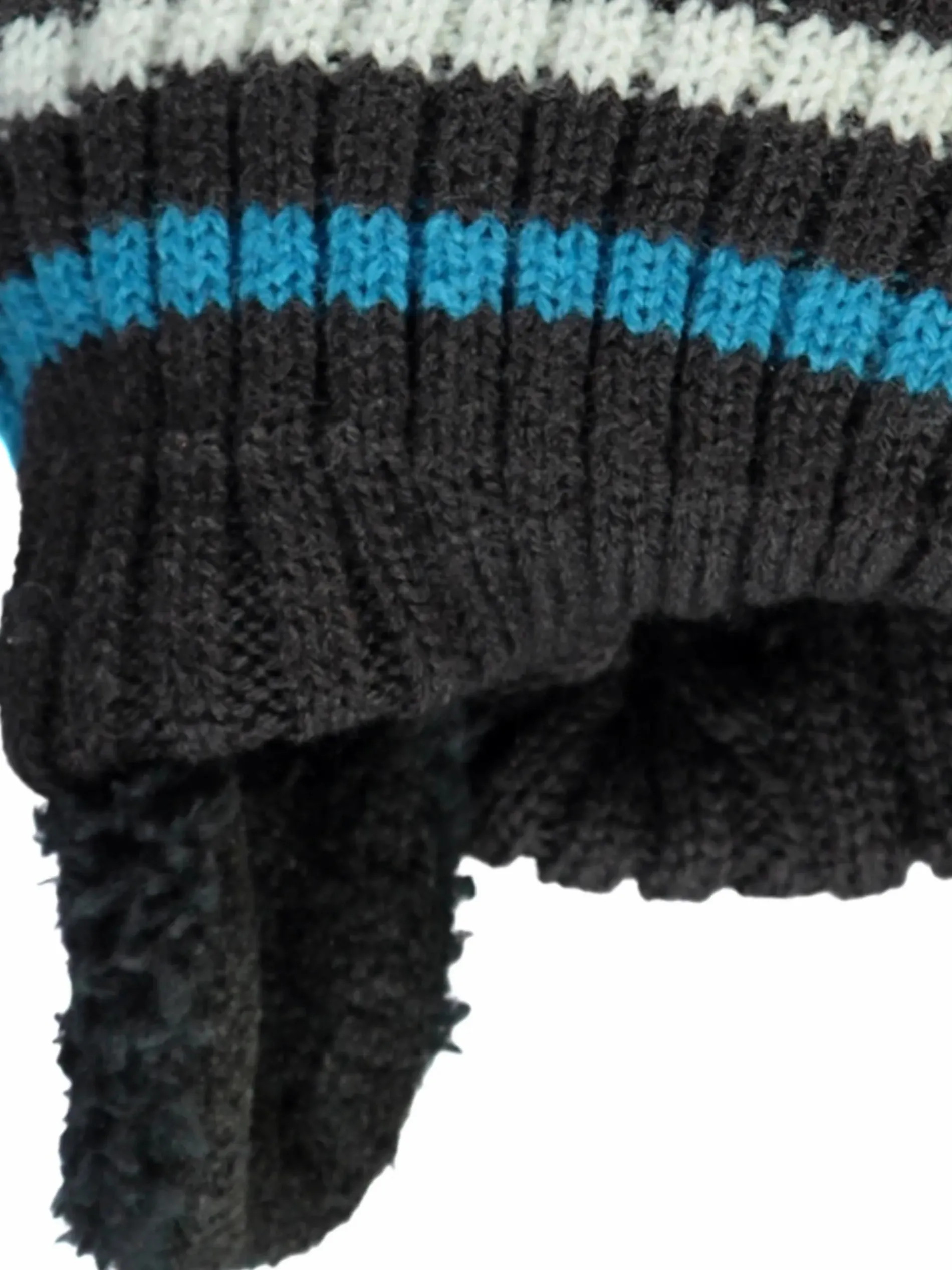 Baby Mütze mit Bommel