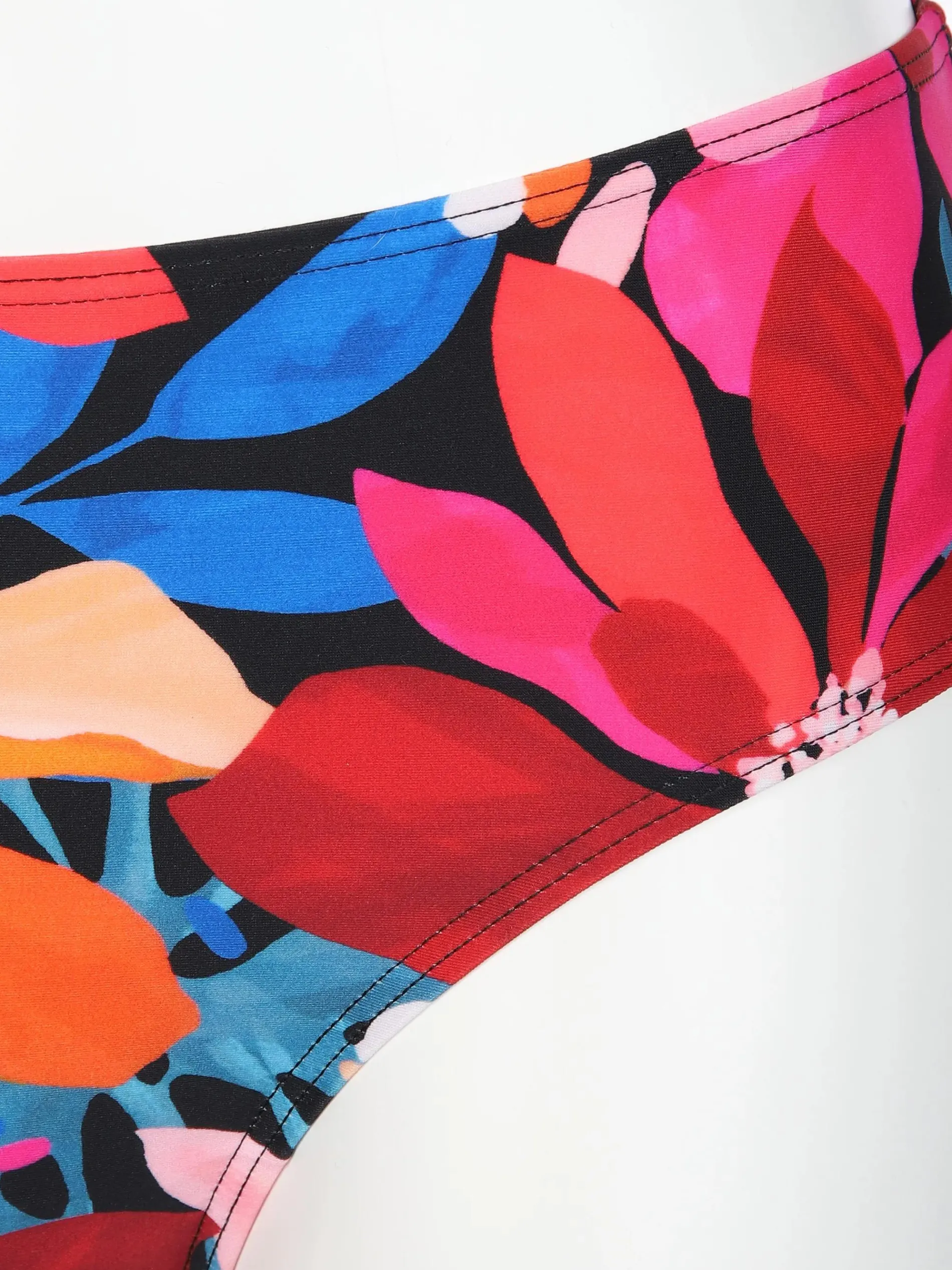 Damen Bikinihose im Alloverprint