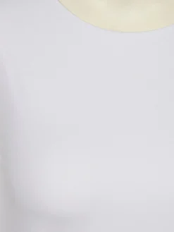 Damen Top in kurzer Form