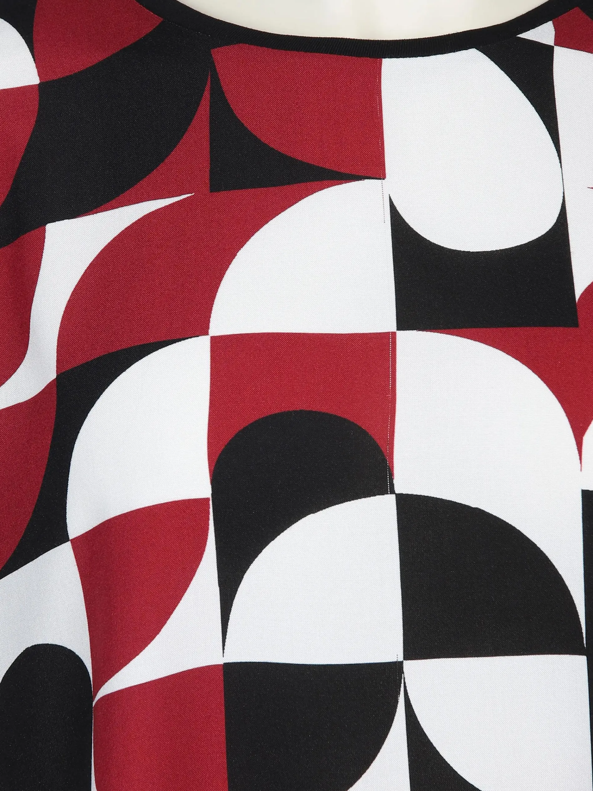 Große Größen Materialmix-Shirt