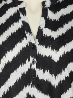 Große Größen Shirt mit Streifen-Design