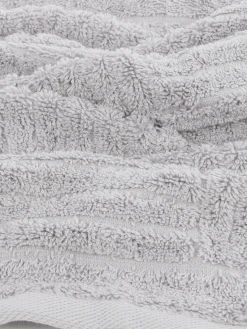 Gästetuch mit Carremuster 30x50cm