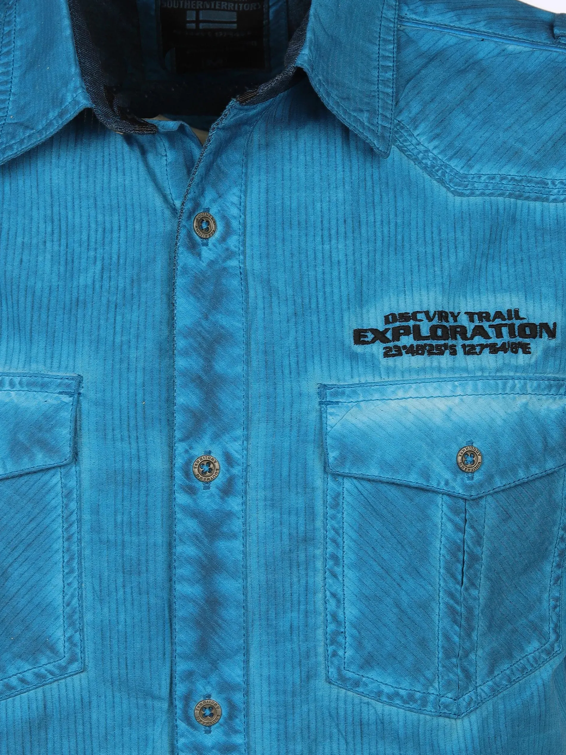 Herren Freizeithemd mit Brusttaschen in Oilwash-Optik