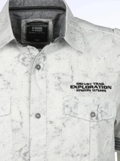 Herren Freizeithemd mit Brusttaschen in Oilwash-Optik