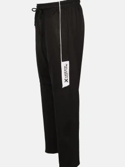 Herren Jogginghose mit Paspel und kleinem Einsatz