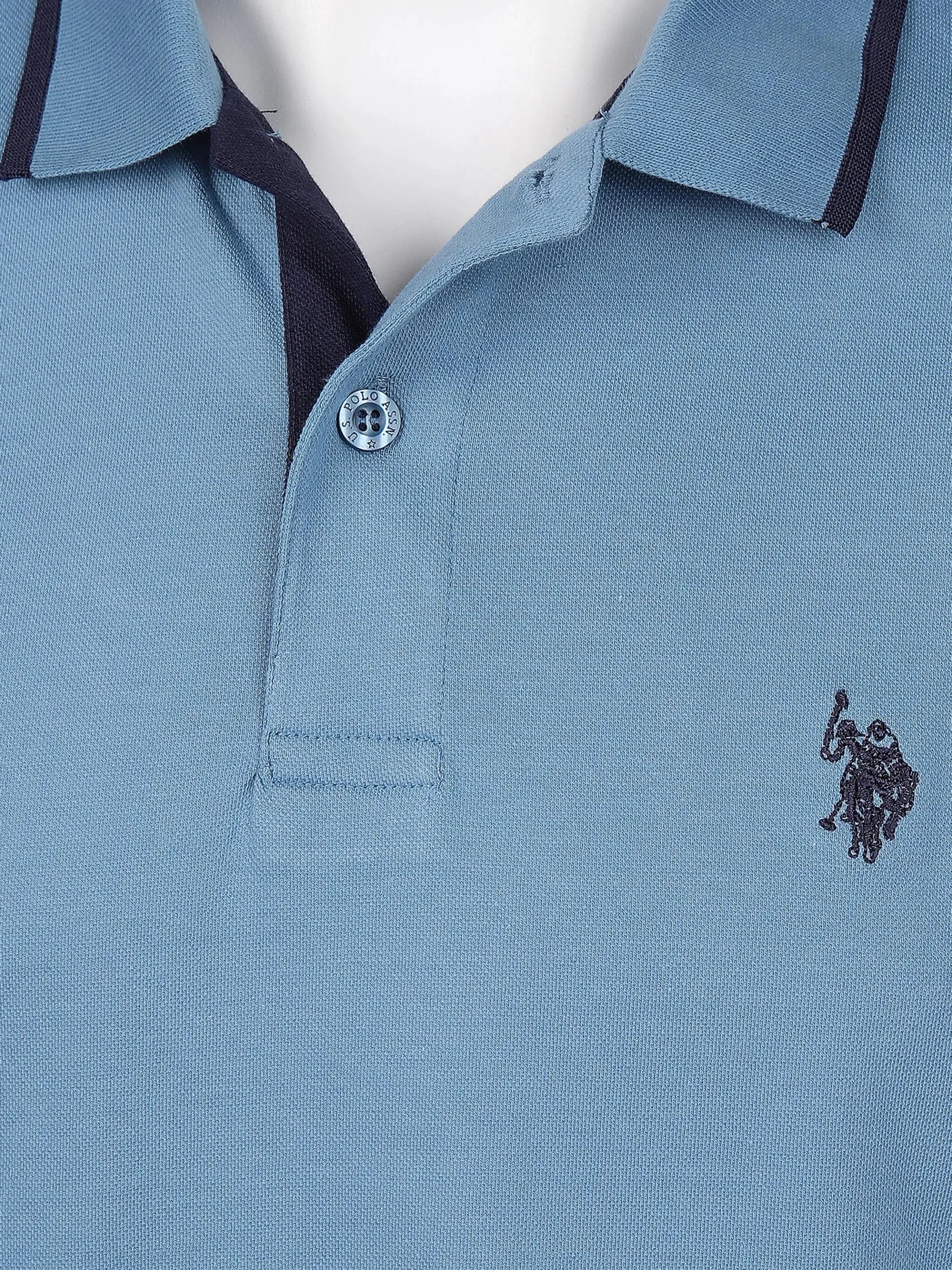 Herren Poloshirt mit Stickerei