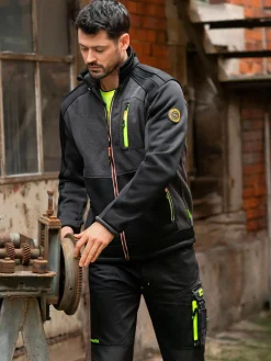 Herren Softshelljacke mit vielen Details