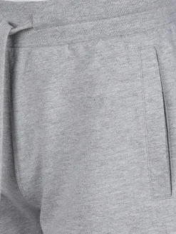 Herren Sweatshorts mit kleiner Stickerei