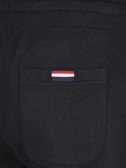 Herren Sweatshorts mit kleiner Stickerei