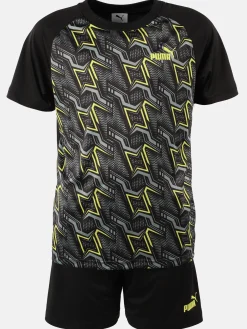 Jungen Sportset, bestehend aus Shirt und kurzer Hose