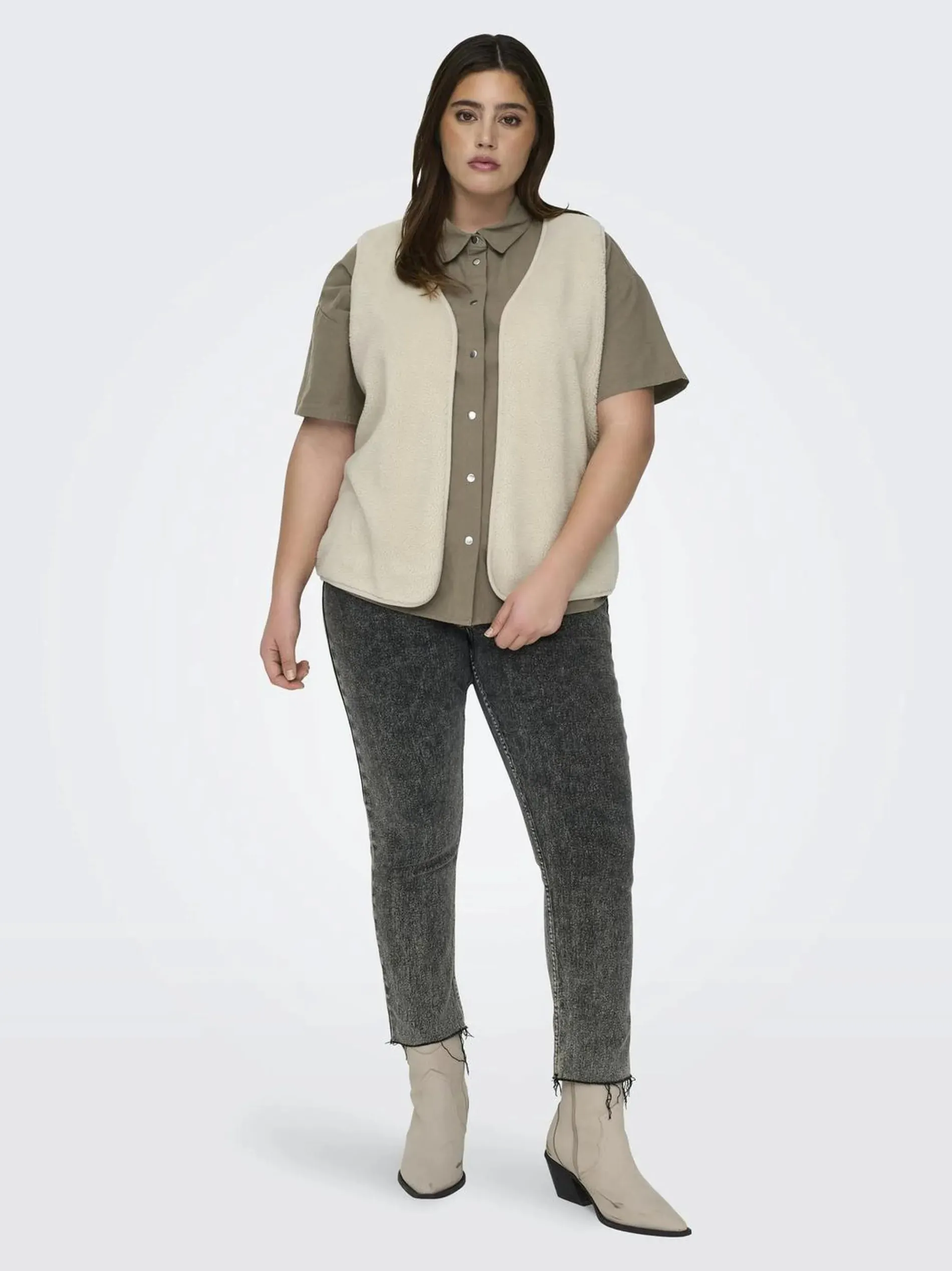 Only Carmakoma CARBELISA TEDDY WAIST Weste