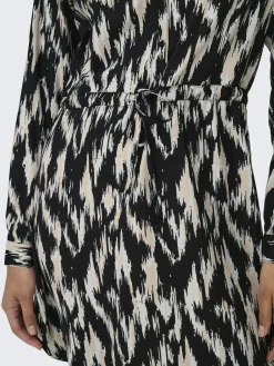 Only ONLCORY L/S V-NECK TU Kleid