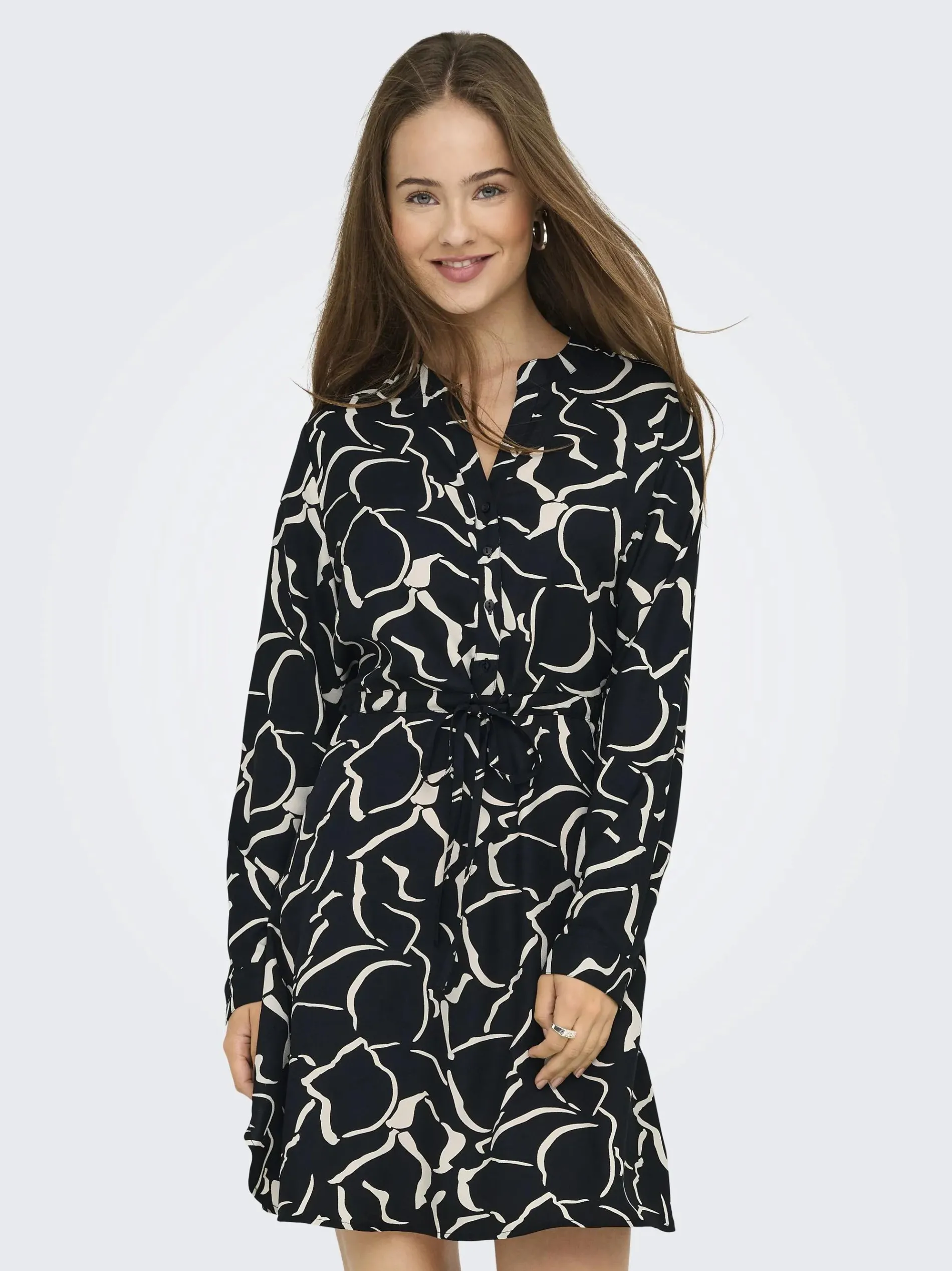 Only ONLCORY L/S V-NECK TU Kleid