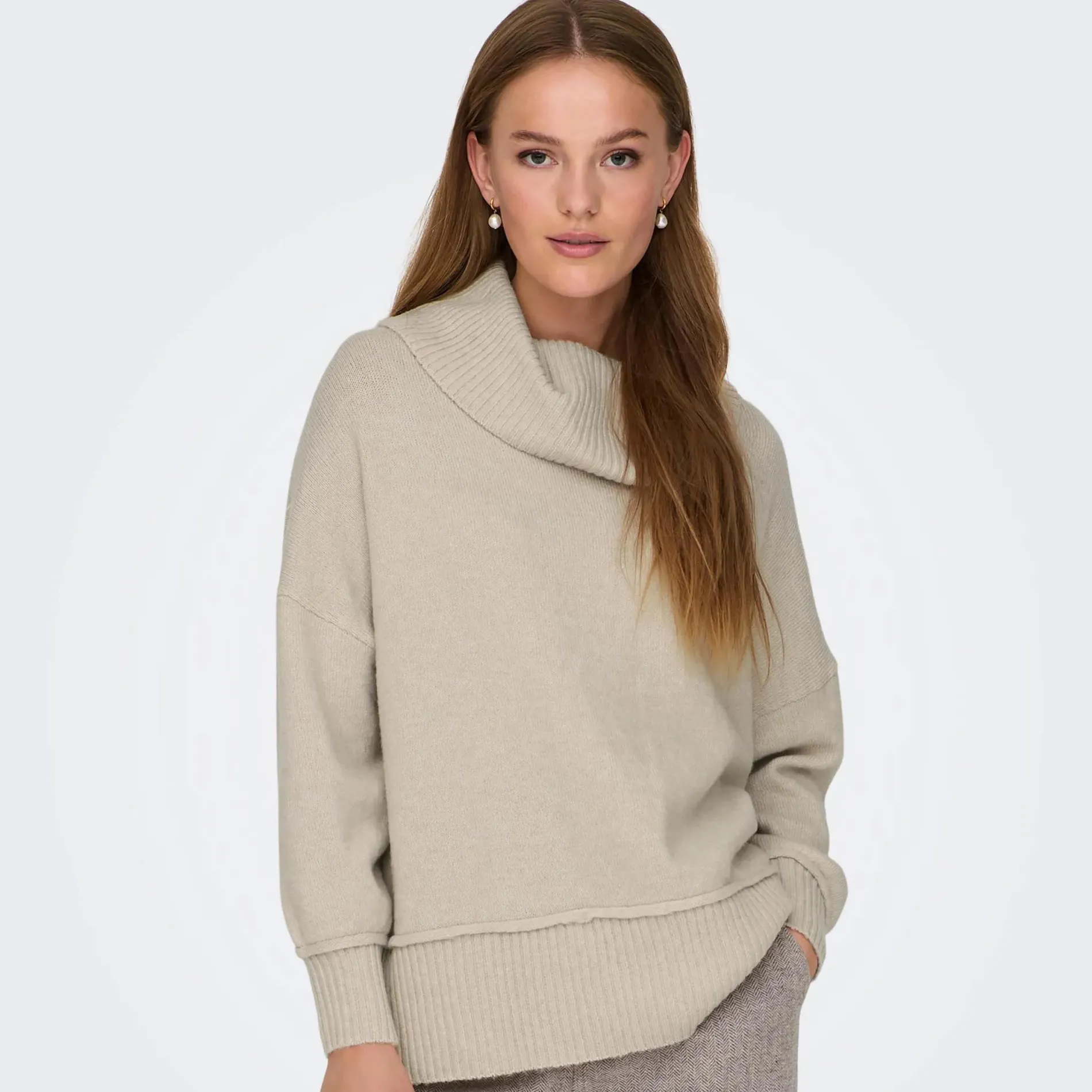 Only ONLHAZEL LS COWLNECK Strickpullover