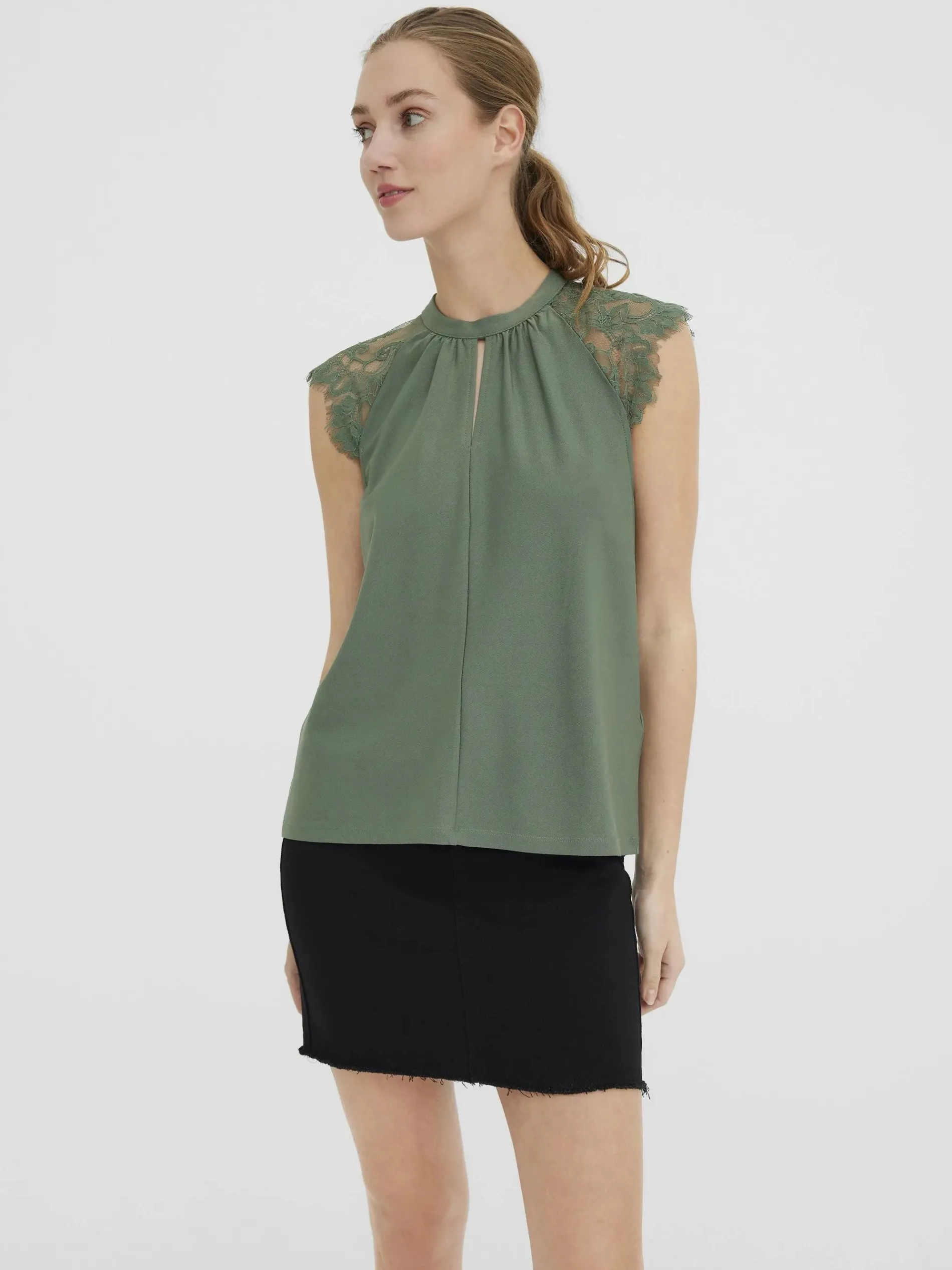 Vero Moda VMMILLA SL LACE TEE G Spitzentop