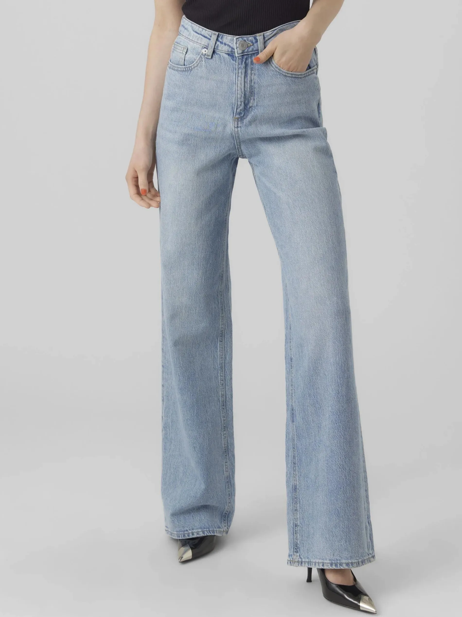 Vero Moda VMTESSA HR STRAIGHT J Jeans