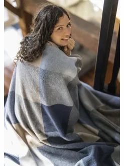 Wohndecke "Blue Woven" 150x200 cm